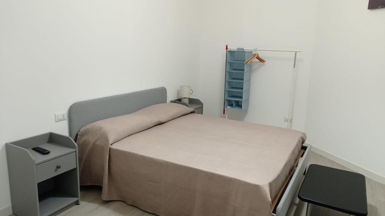 Rosa'S Rooms Matera Bagian luar foto